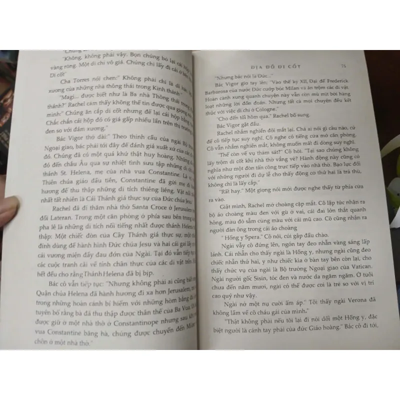 ĐỊA ĐỒ DI CỐT - JAMES ROLLINS 701870