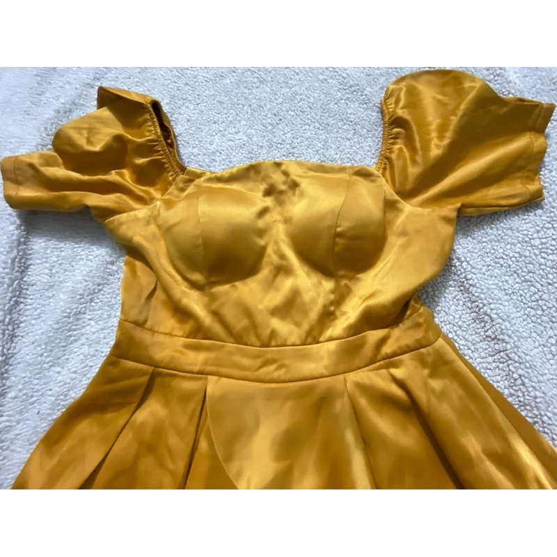 Đầm xoè vàng  471610
