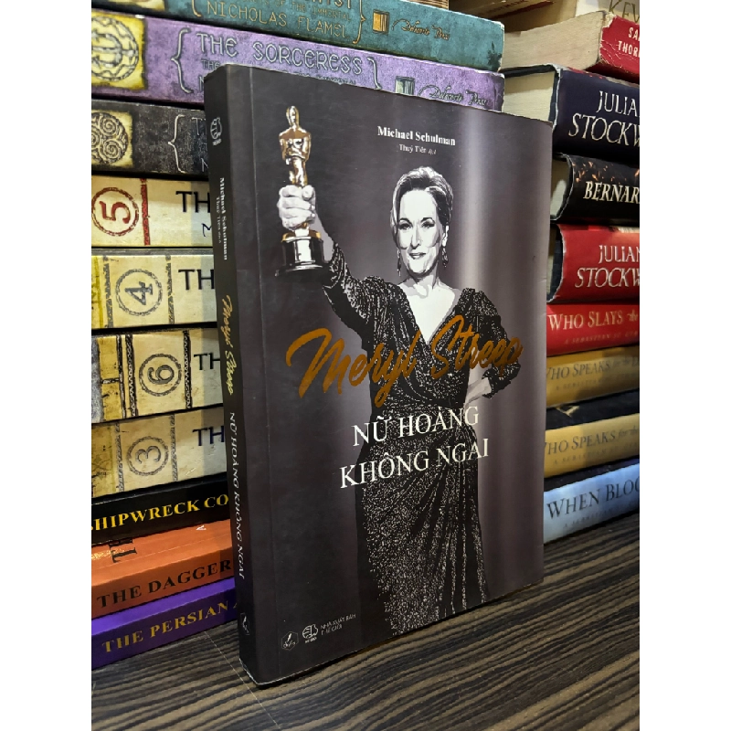 Meryl Streep nữ hoàng không ngai - Michael Schulman 352445