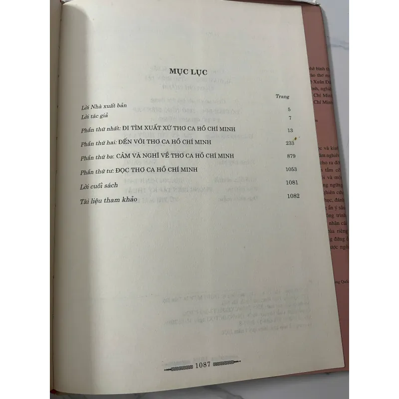 Tinh hoa thơ ca Hồ Chí Minh - Lê Xuân Đức - Nghiên cứu văn học 1023850