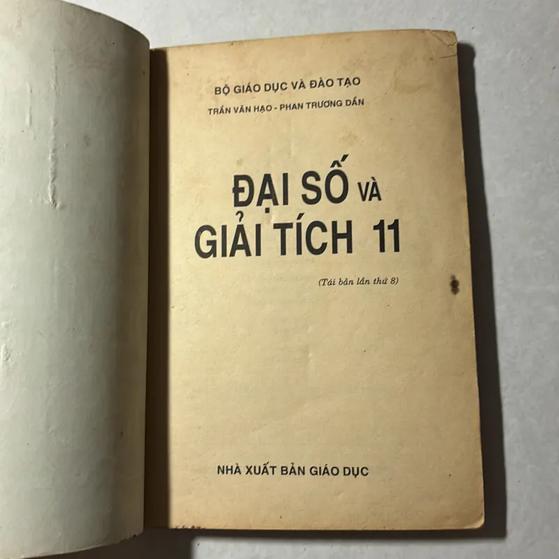 Đại số và giải tích 11 - Trần Văn Hạo - 1999s 797093