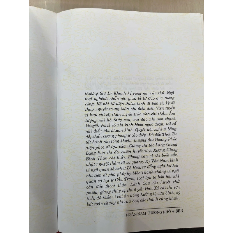 Ngàn năm thương nhớ: tuyển thơ Thăng Long - Hà Nội 729148