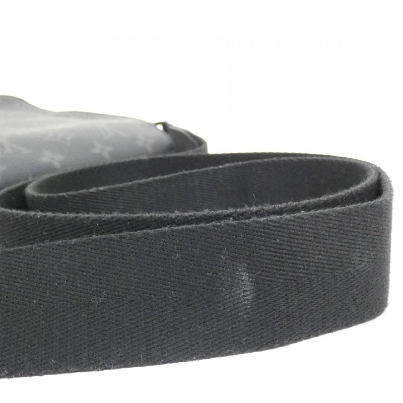 Túi đeo vai Louis Vuitton Monogram Eclipse District PM M44000 613117