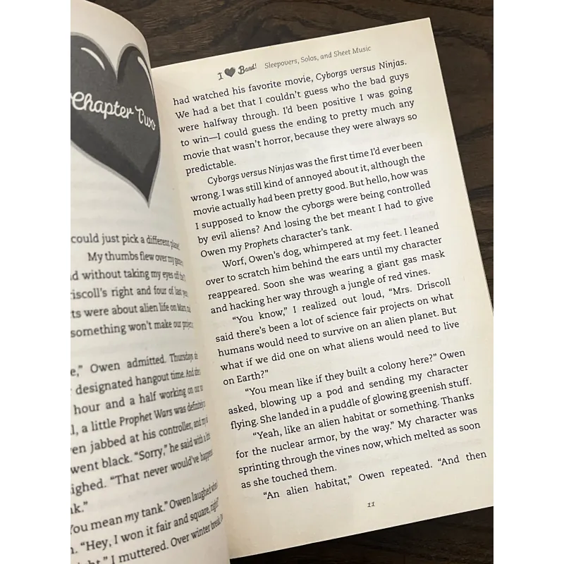 I Heart Band: Sleepovers, Solos, and Sheet Music 972099