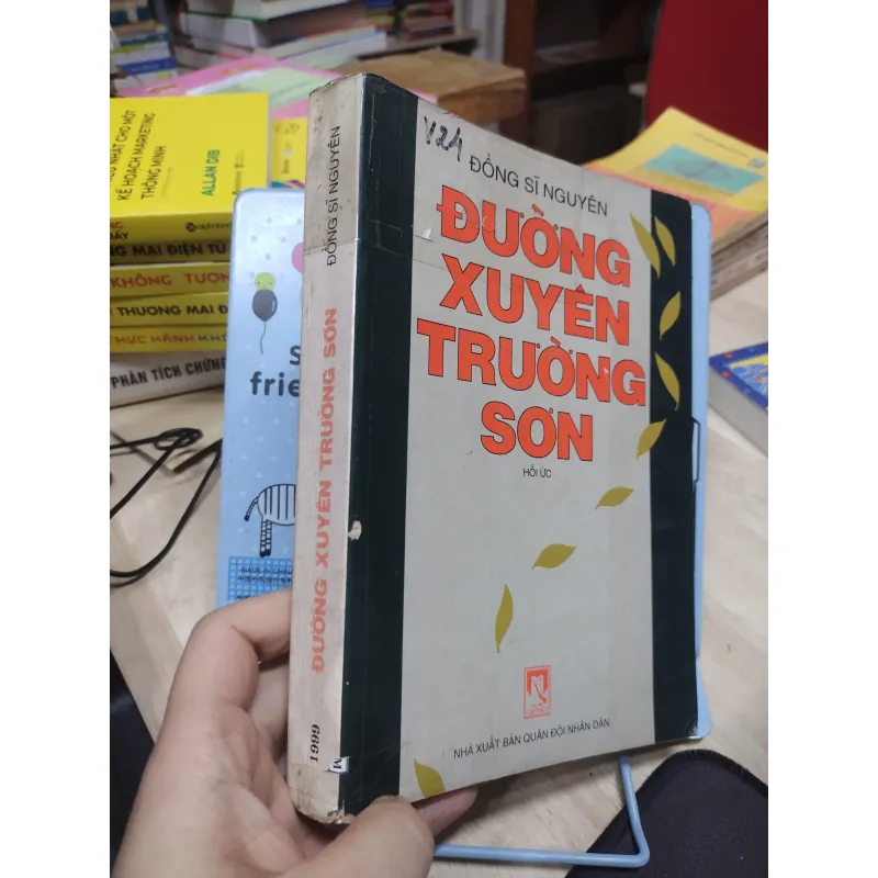 Sách: Đường xuyên Trường Sơn - TG: Đồng Sĩ Nguyên (B2) 786510