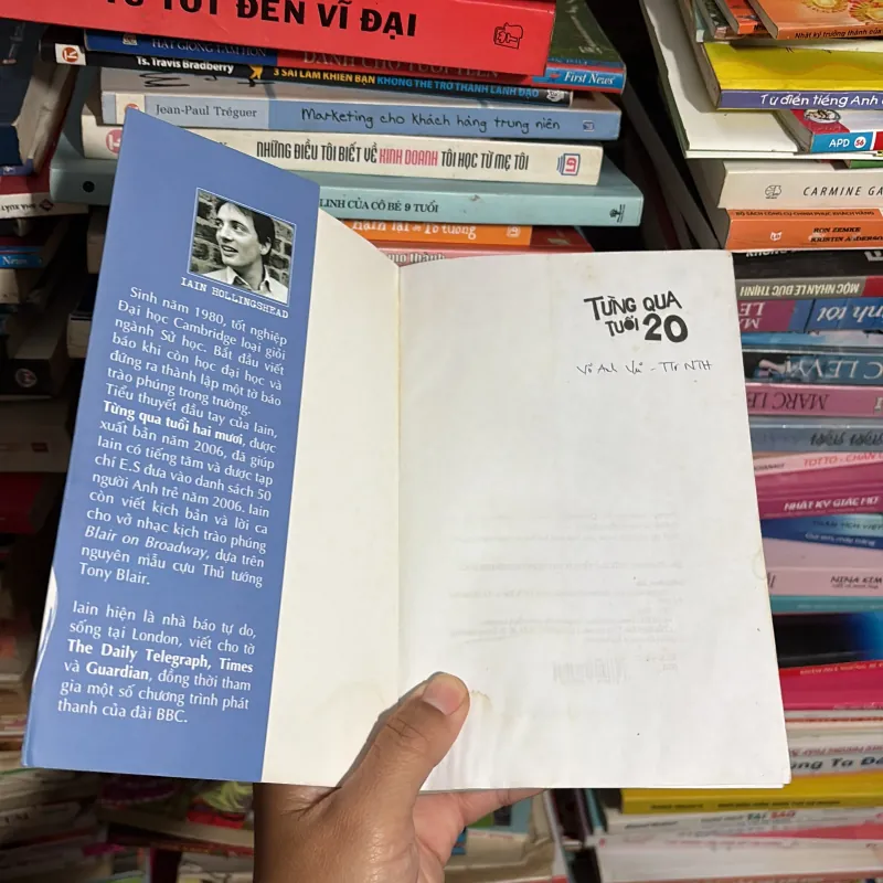 II Sách Kỹ Năng: Từng Qua Tuổi 20 - IAIN HOLLINGSHEAD - 2009 779141