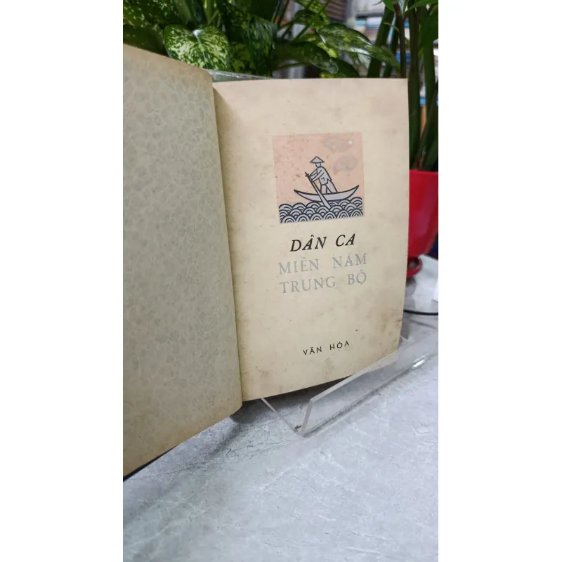 DÂN CA MIỀN NAM TRUNG BỘ - TRẦN VIỆT NGỮ 731761