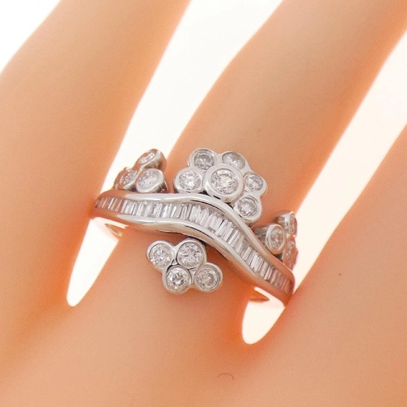 Nhẫn kim cương K18WG 0.96CT - Hàng hiệu chính hãng 853330