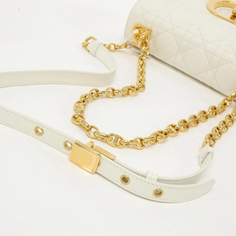 【Sản phẩm mới】Túi xách vai Dior Caro nhỏ M9241UWHC của Christian Dior 613537