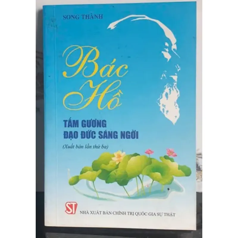 Bác Hồ Tấm Gương Đạo Đức Sáng Ngời 777720