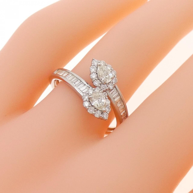 【新品】Nhẫn kim cương PT900 0.80CT 669513
