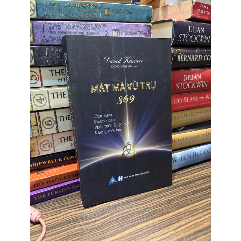Mật mã vũ trụ 369 - David Kasneci 333971