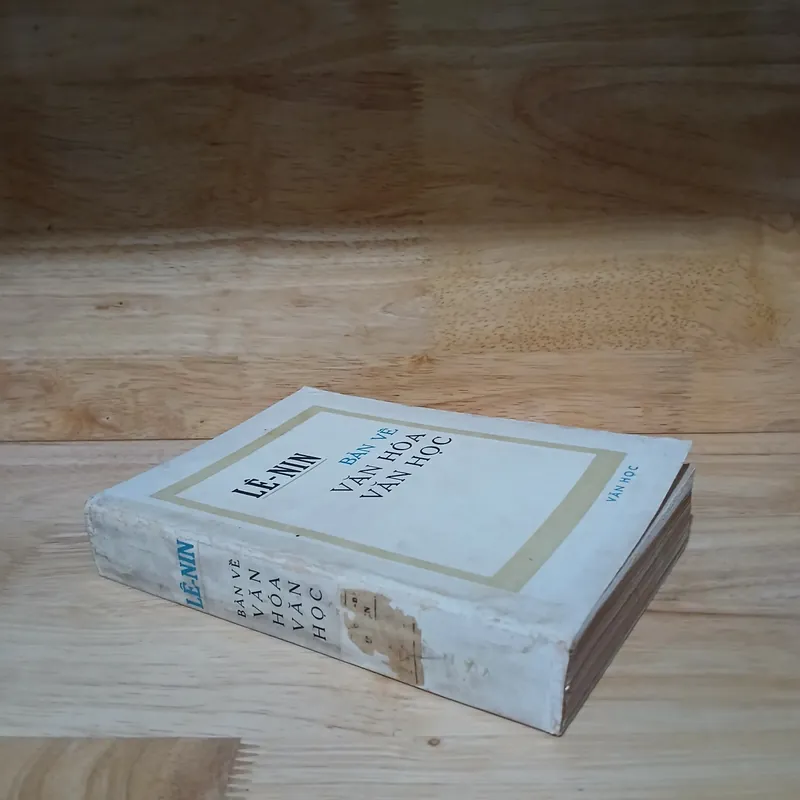 Lê-Nin Bàn Về Văn Hóa Văn Học (Xb 1977) 573436
