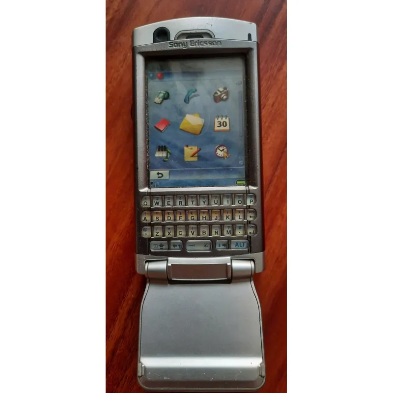 Mô Hình Sony Ericsson P990i Tỉ lệ 1:1 Siêu Đẹp 1023828