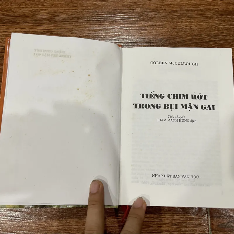 Tiếng chim hót trong bụi mận gai (k1) 1039801