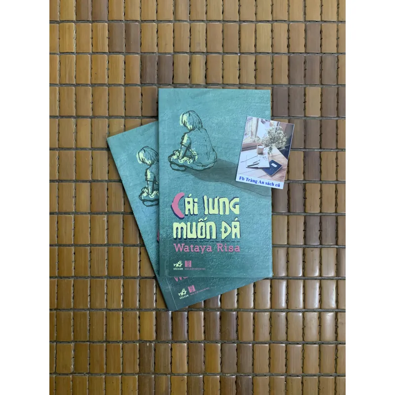 Cái lưng muốn đá - Wataya Risa 471816