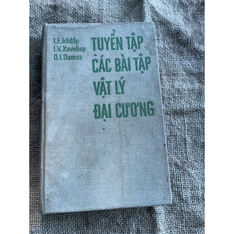 Tuyển tập các bài vật lý đại cương- 340 trang, ib tại Nga  933010