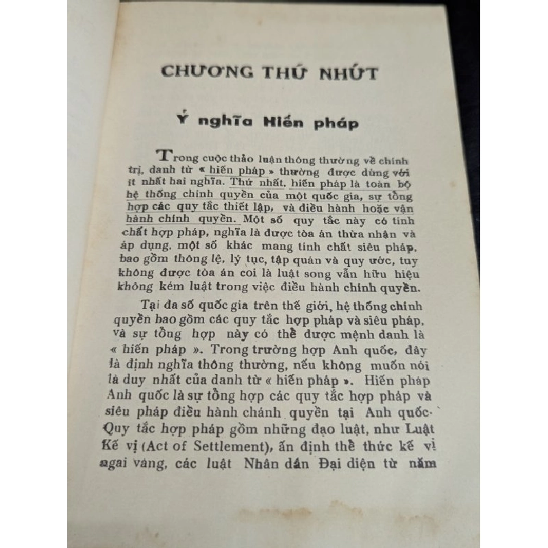 Hiến pháp tân tiến - K.C.Wheace ( bản dịch Nguyễn Quang ) 478036