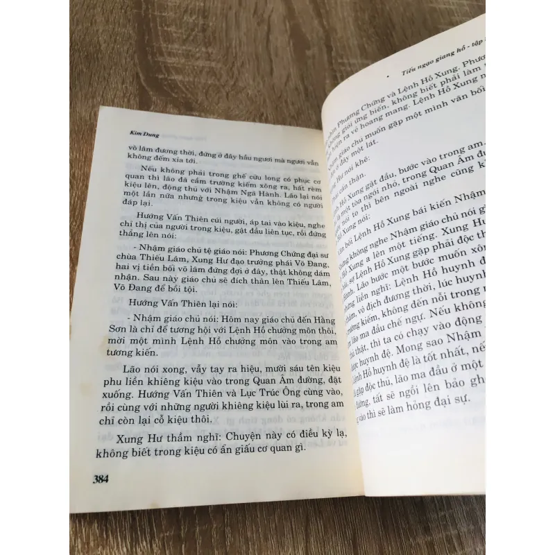 TIẾU NGẠO GIANG HỒ ( 8 tập) - Kim Dung 1044792