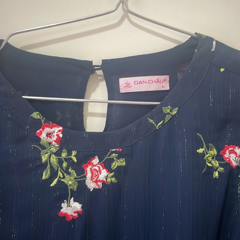 Áo sơmi kiểu Đan Châu XL 80% 536292