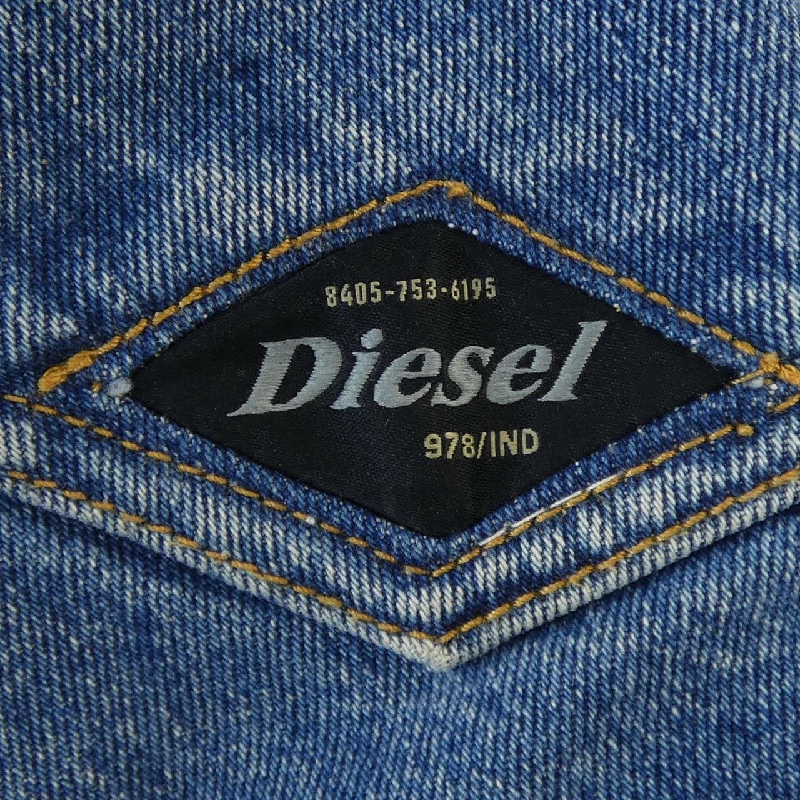 Quần jeans DIESEL - Hàng hiệu Authentic 817468