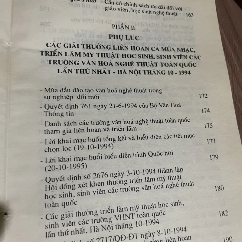 giữ gin và phát huy bản sắc vặn hóa dân tộc trong đào tạo văn hóa nghệ thuật 748110