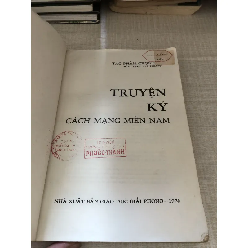 Truyện kỳ Cách Mạng Miền Nam 972136