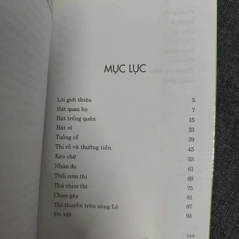 Phong lưu đồng ruộng - Toan Ánh 1002221