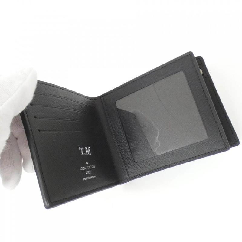 Ví Louis Vuitton Taiga Portefeuille Amerigo M62045 621857