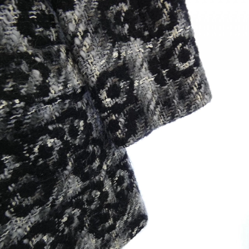 Áo khoác CHANEL P26844V17315 05A 627352