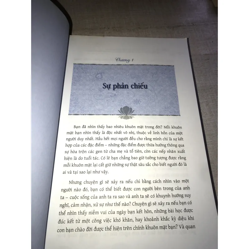 Tìm hiểu cuộc đời qua khuôn mặt  785778