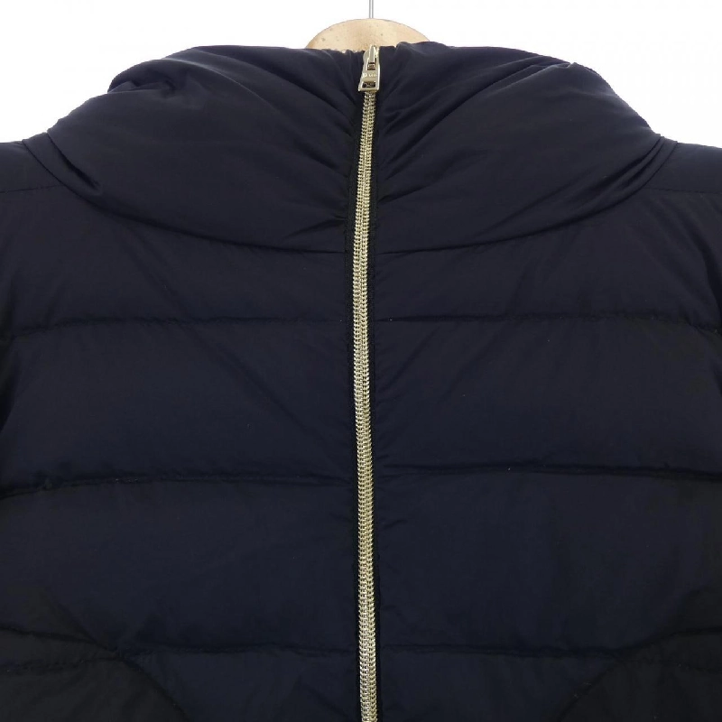 【Coupon Eligible】Áo khoác lông vũ Herno 637460