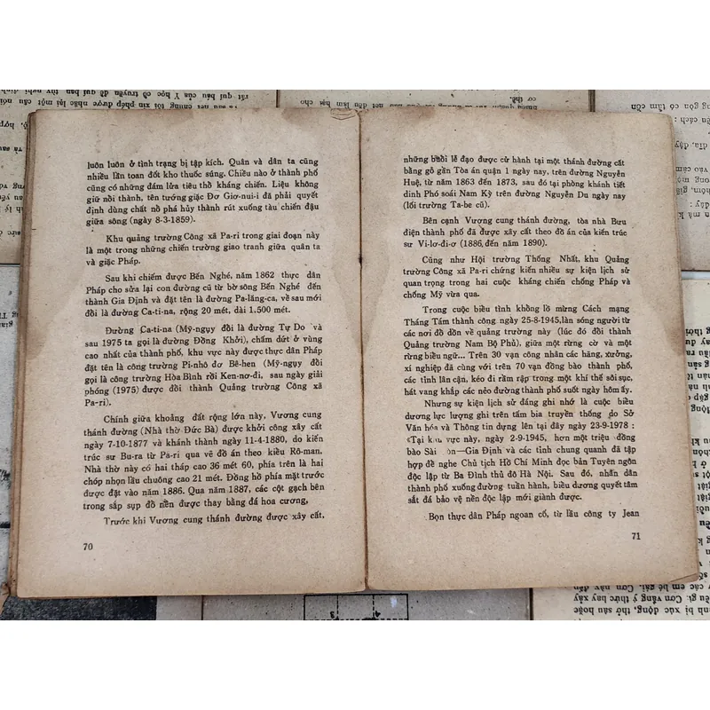 THÀNH PHỐ BẤT KHUẤT - tác giả: Nguyên Thanh 707920