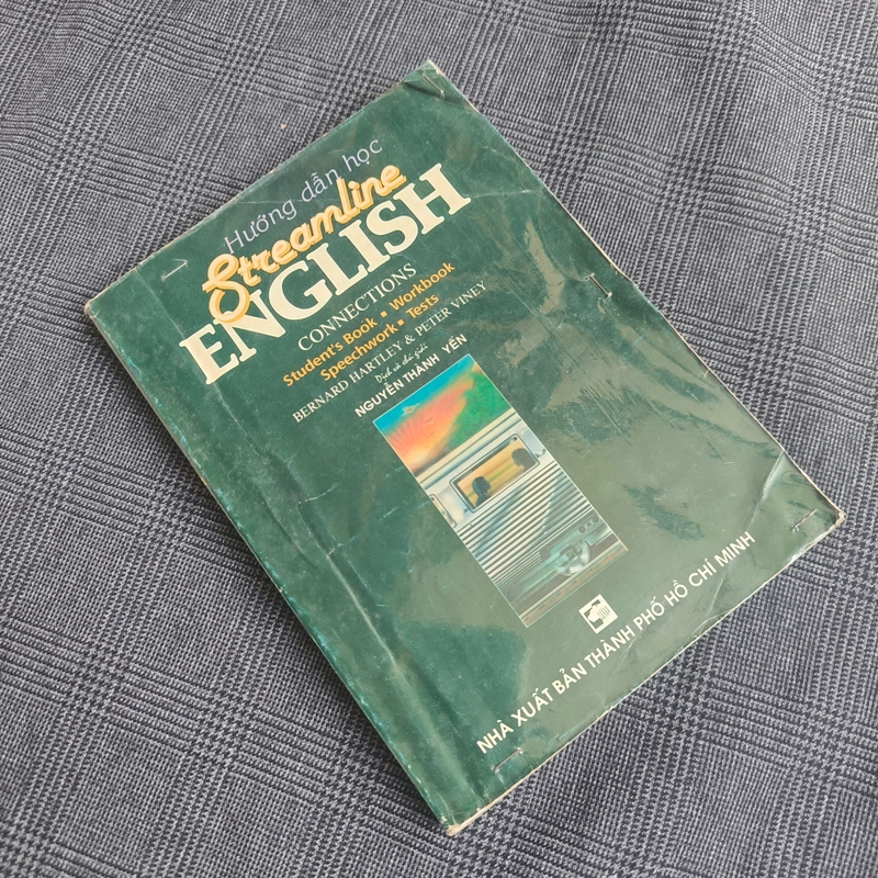 Hướng dẫn học Streamline English Connections - Student's Book & Workbook - NXB TPHCM 550663