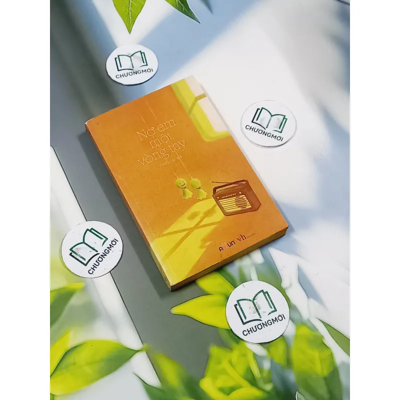 Nợ Em Một Vòng Tay 744713