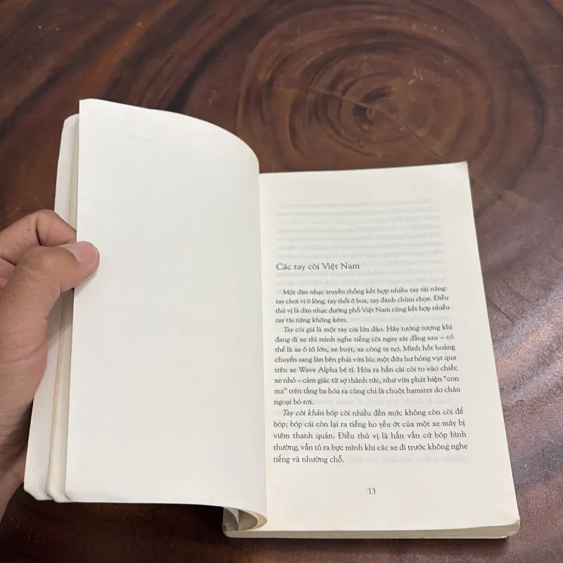 II Sách Hay: Ngược Chiều Vun Vút - JOE RUELLE - 2012 990767