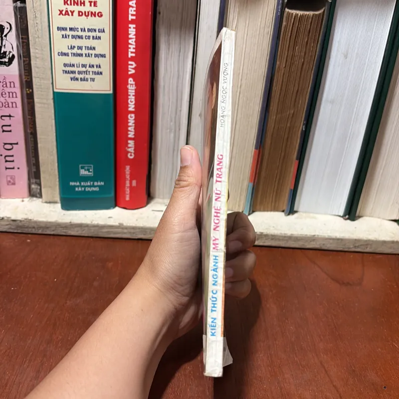 II Nữ Trang: Kiến Thức Mỹ Nghệ Nữ Trang (Kỹ Thuật Cần Hột) - Hoàng Ngọc Vượng - 1989 751389