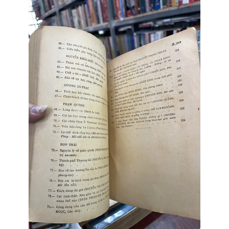 VĂN HỌC VIỆT NAM - DƯƠNG QUẢNG HÀM soạn giả 970651