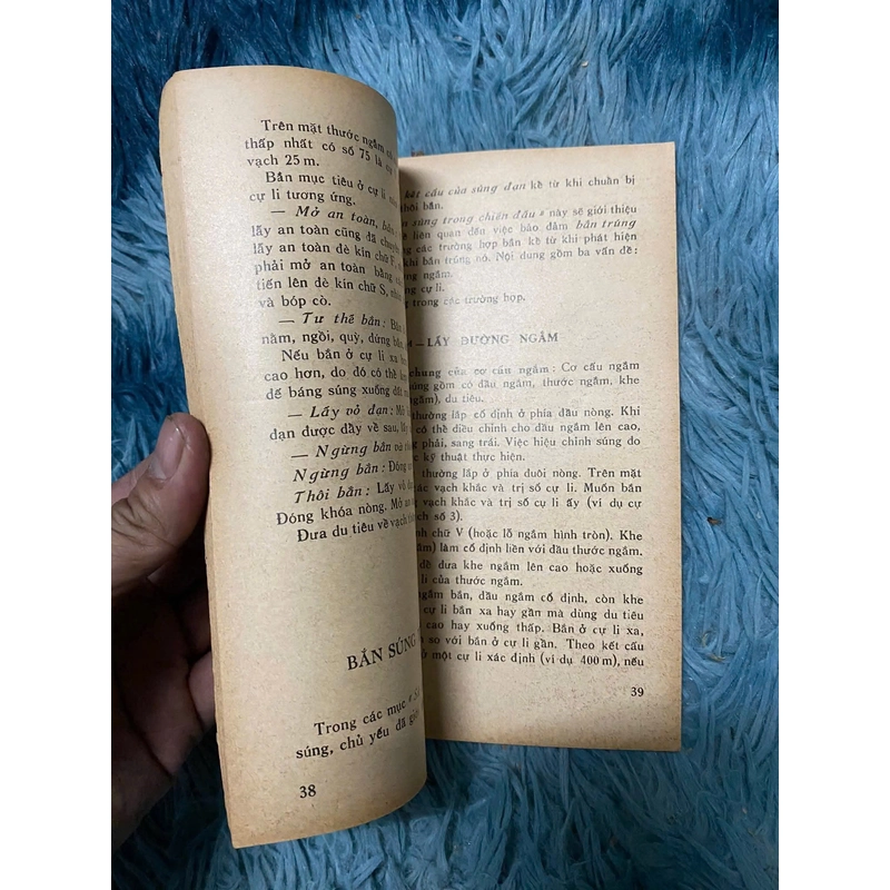 Sử dụng vũ khí thông thường 538386