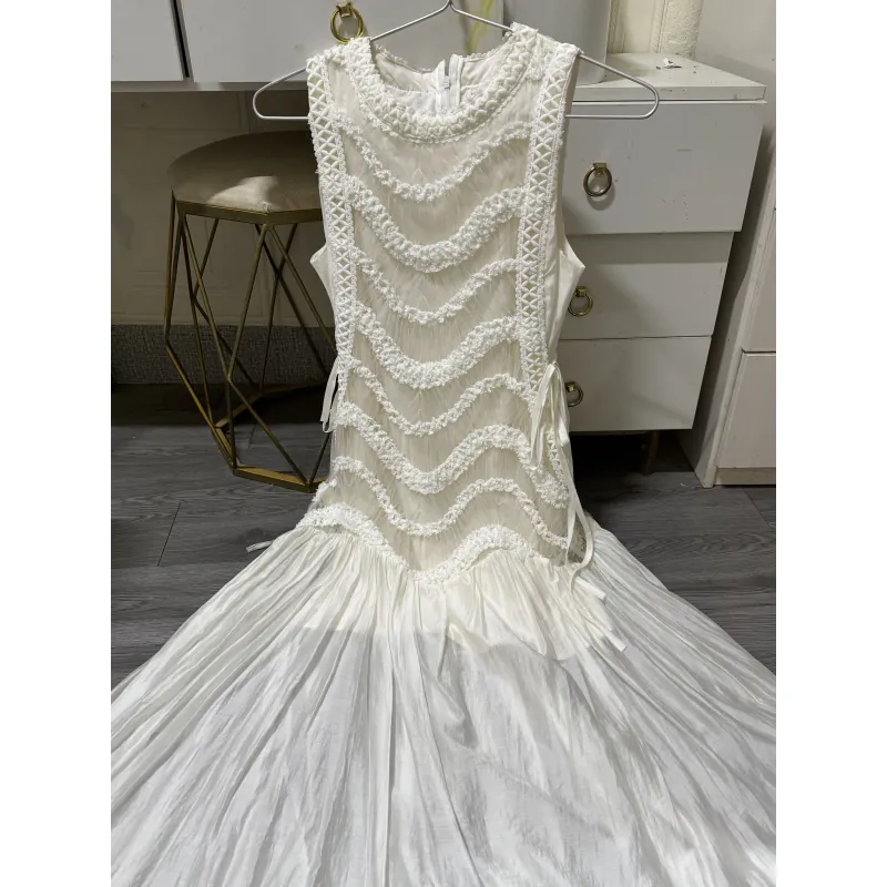 Váy đầm mẫu như hình 1000423