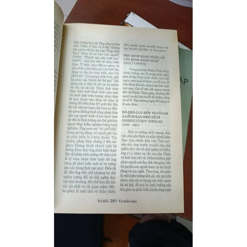 TỪ ĐIỂN VÔ THẦN LUẬN 699198