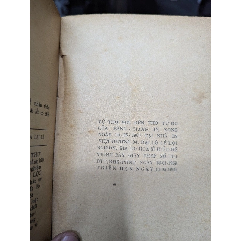 Từ thơ mới đến thơ tự do - Bằng Giang 740244