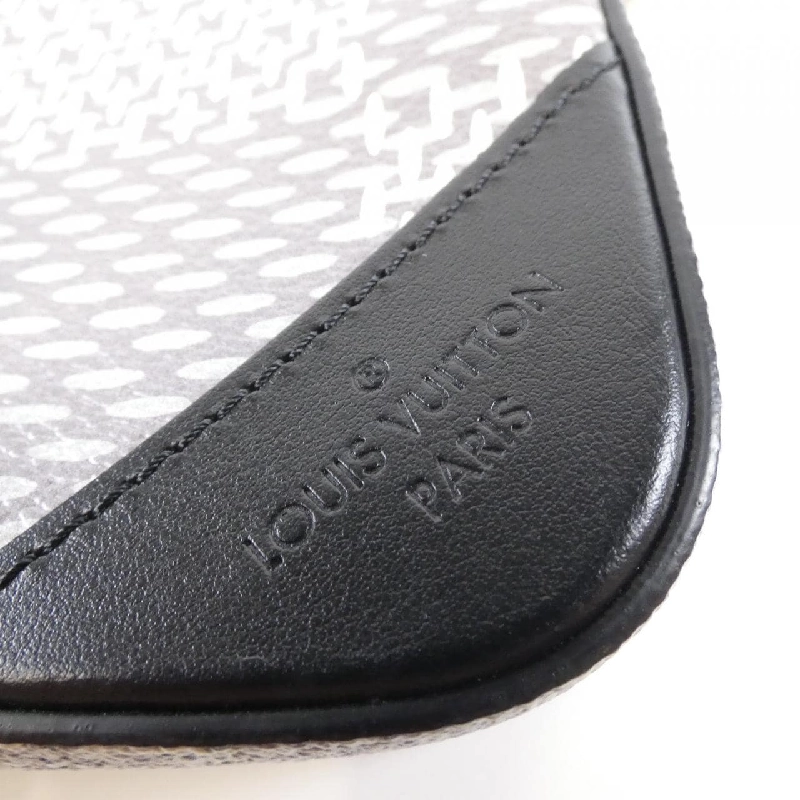 Túi đeo chéo 3D Trio Messenger Damier Graphite N50027 của Louis Vuitton 609200
