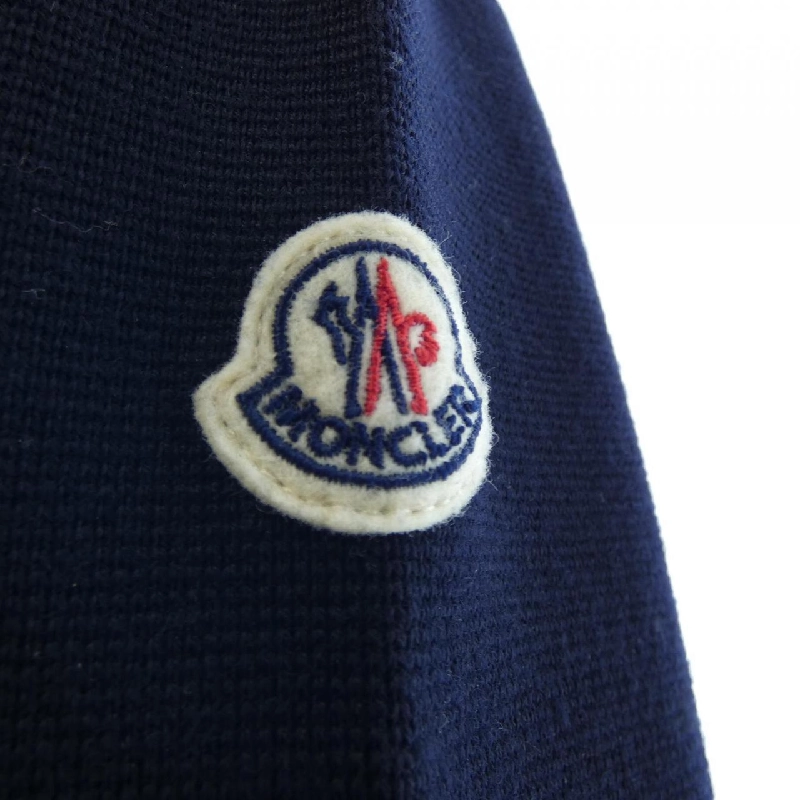 Áo khoác lông vũ MONCLER 639154