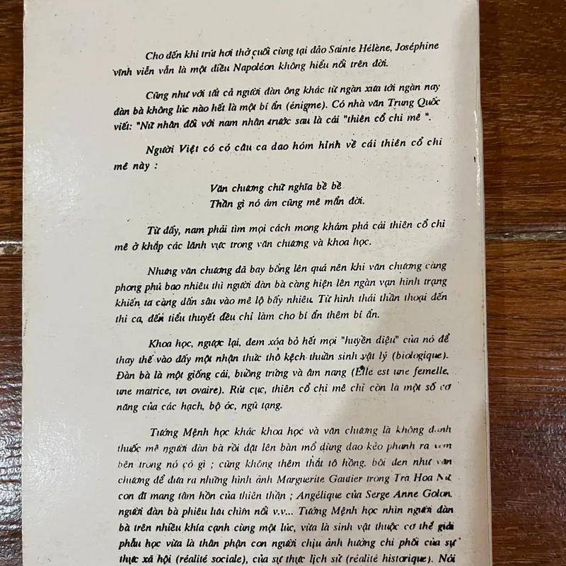 Người đàn bà trong tướng mệnh học - Vũ Tài Lục (k3) 563896