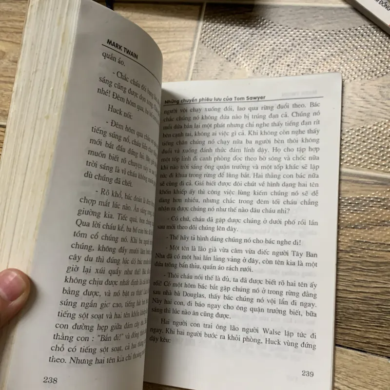 Mark Twain Những cuộc phiêu lưu của Tom Sawyer 1036950