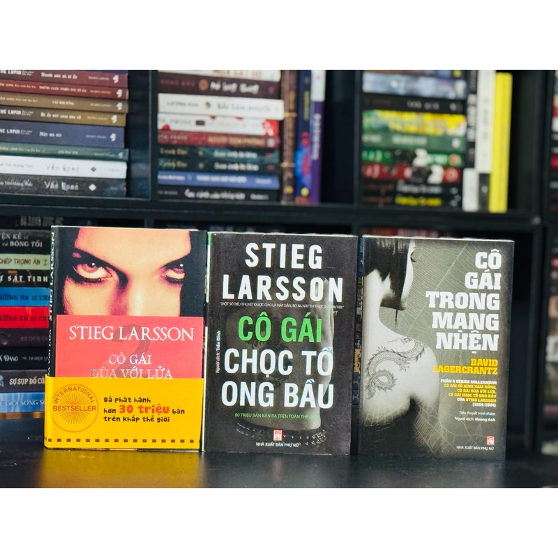 Bộ 3 cuốn của Stieg Larsson 410965