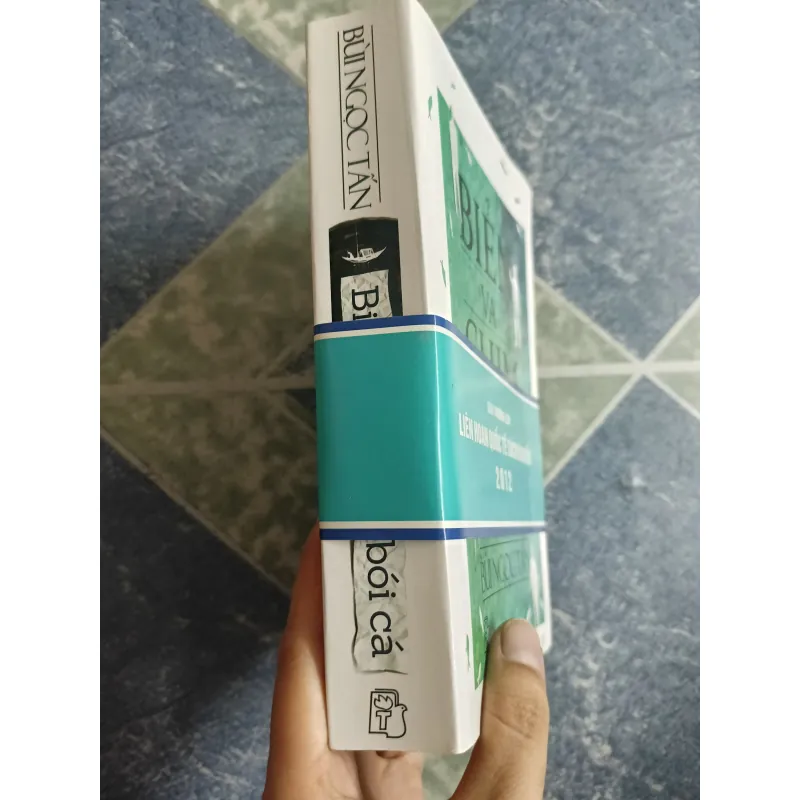 Biển và chim bói cá - Bùi Ngọc Tấn 558425