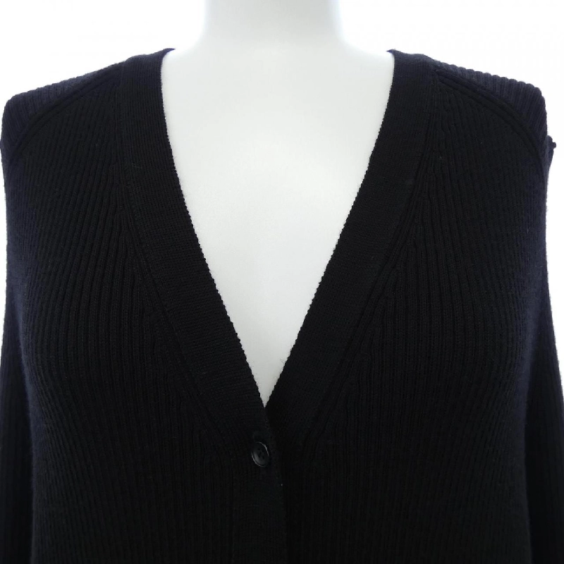 Áo khoác cardigan TAN - Hàng hiệu Authentic 643999