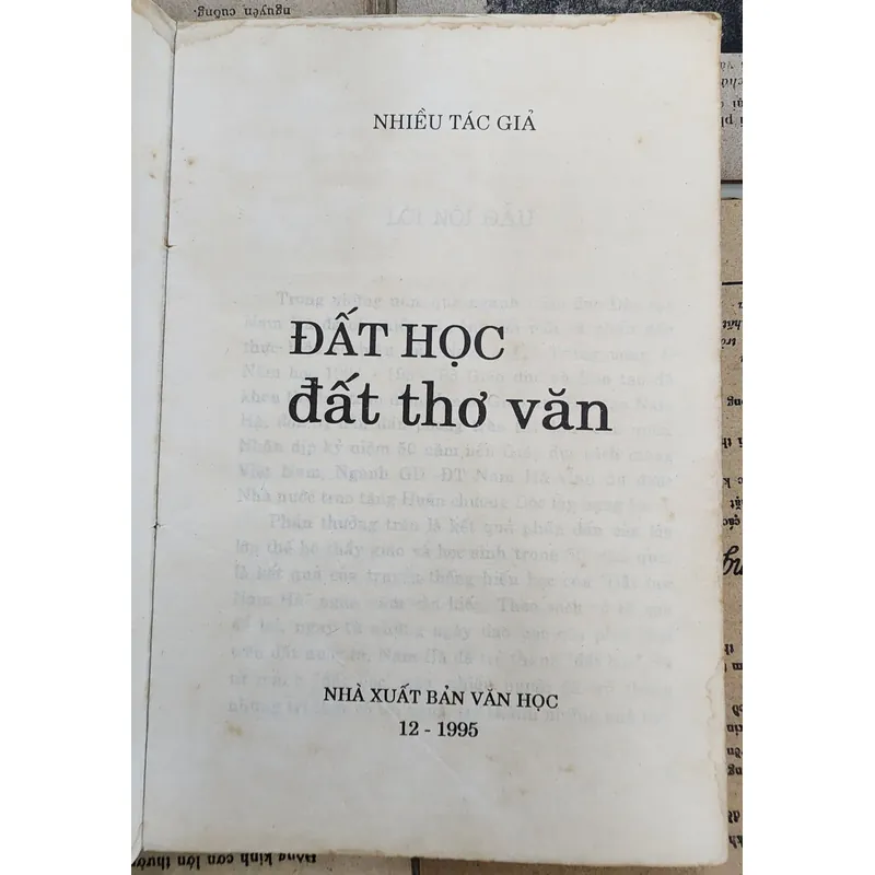 ĐẤT HỌC ĐẤT THƠ VĂN (Nhiều tác giả) 726574